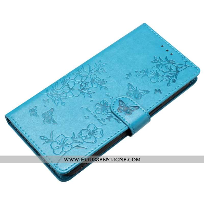 Housse iPhone 16 Motif Papillons Floraux